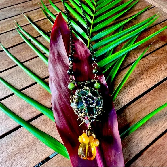 Unique Jewel Tone Labrodite Chunky Pendant Necklace - Picture 1 of 11